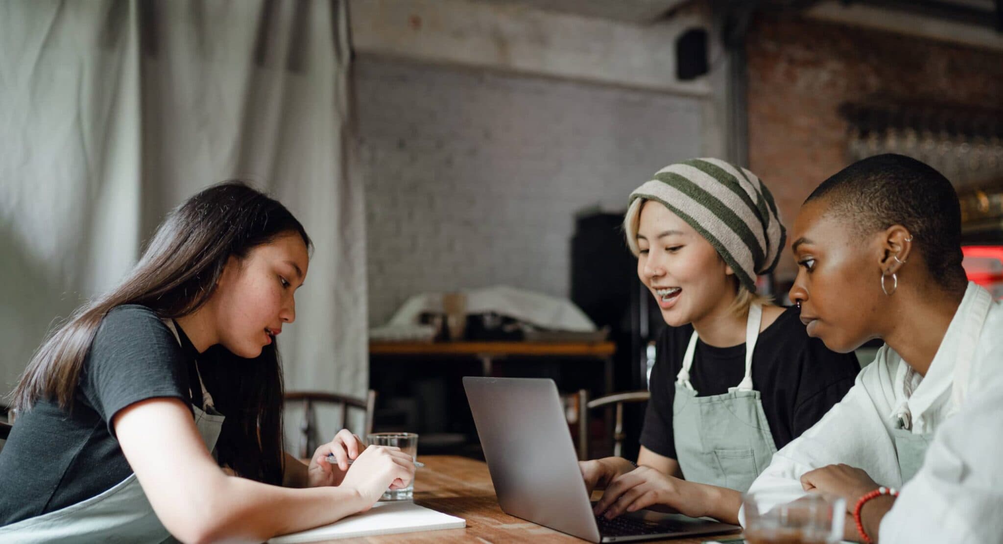 5 Useful Tools For Restaurant Success