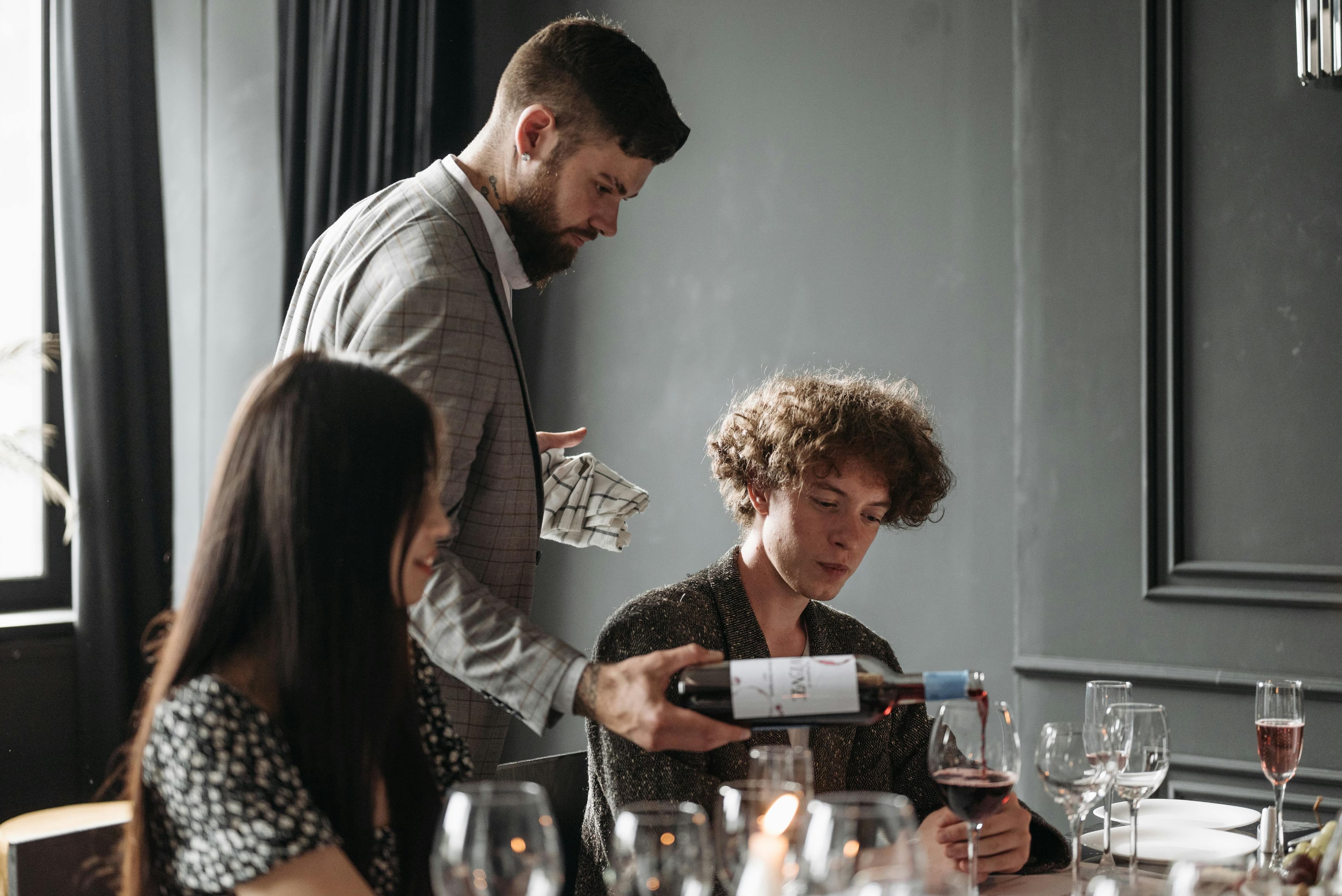 Phone Etiquette at Your Restaurant: Turning Every Call into a Guest Experience