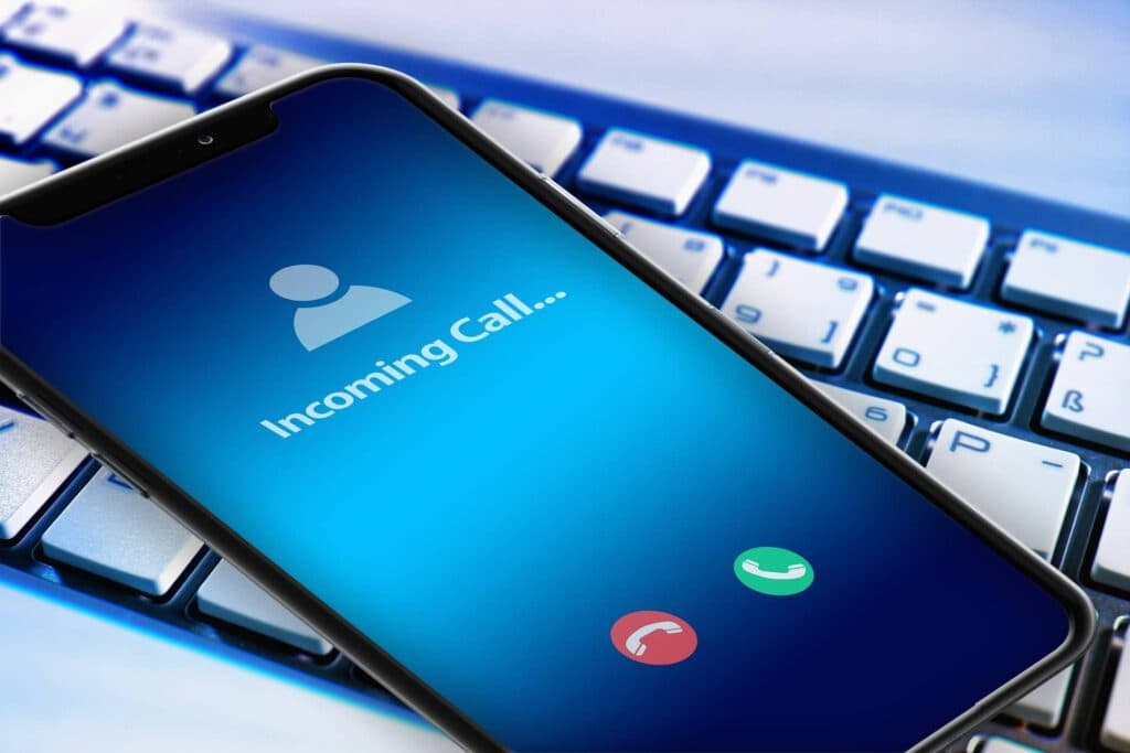 10 Restaurant Phone Facts You Need to Know