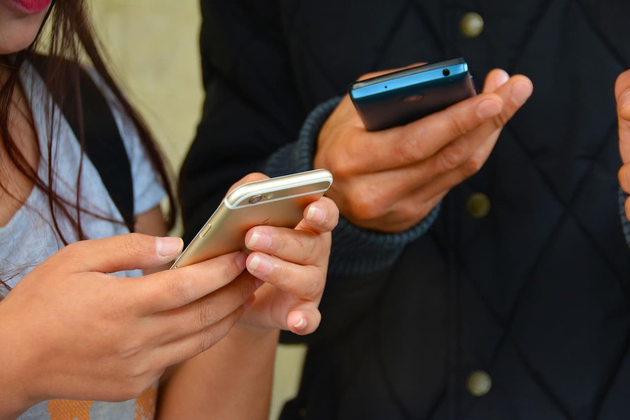 Top Outbound Text Marketing Platforms for Restaurants in 2025